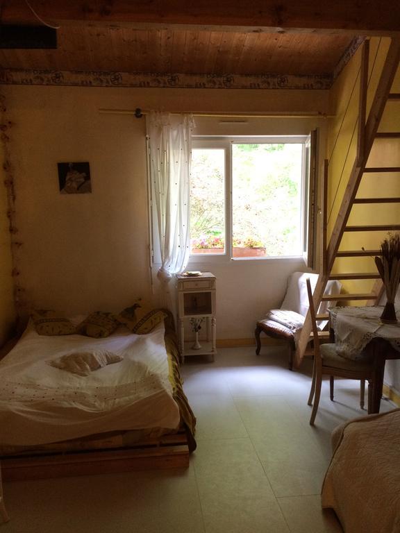 Beau Site Guimauve Et Vieilles Dentelles Bed & Breakfast Royères-Saint-Léonard Dış mekan fotoğraf